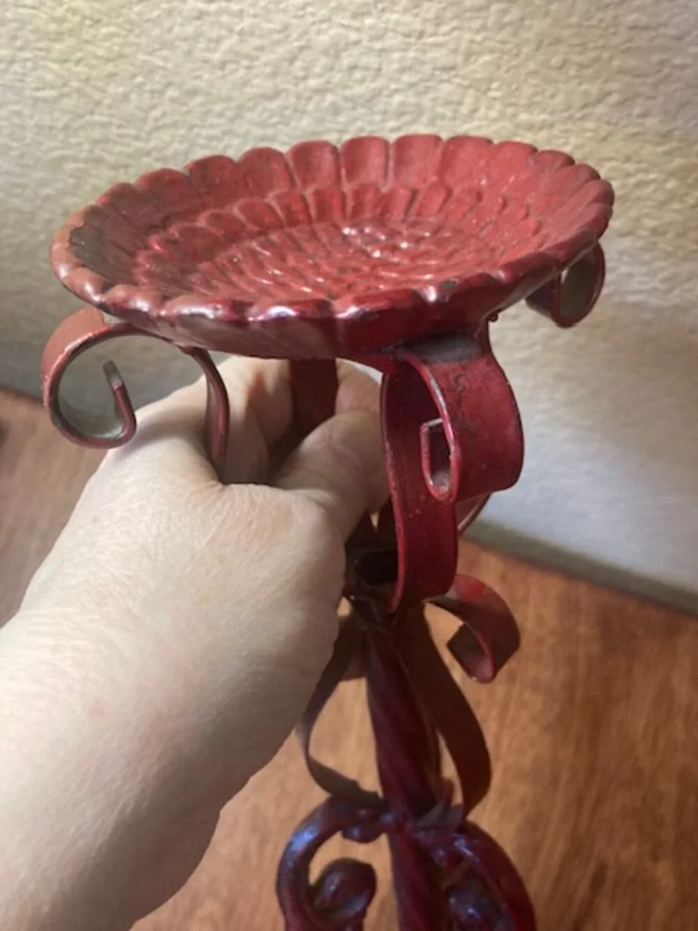 🌹 Vintage Red Wrought Iron Candle Holder